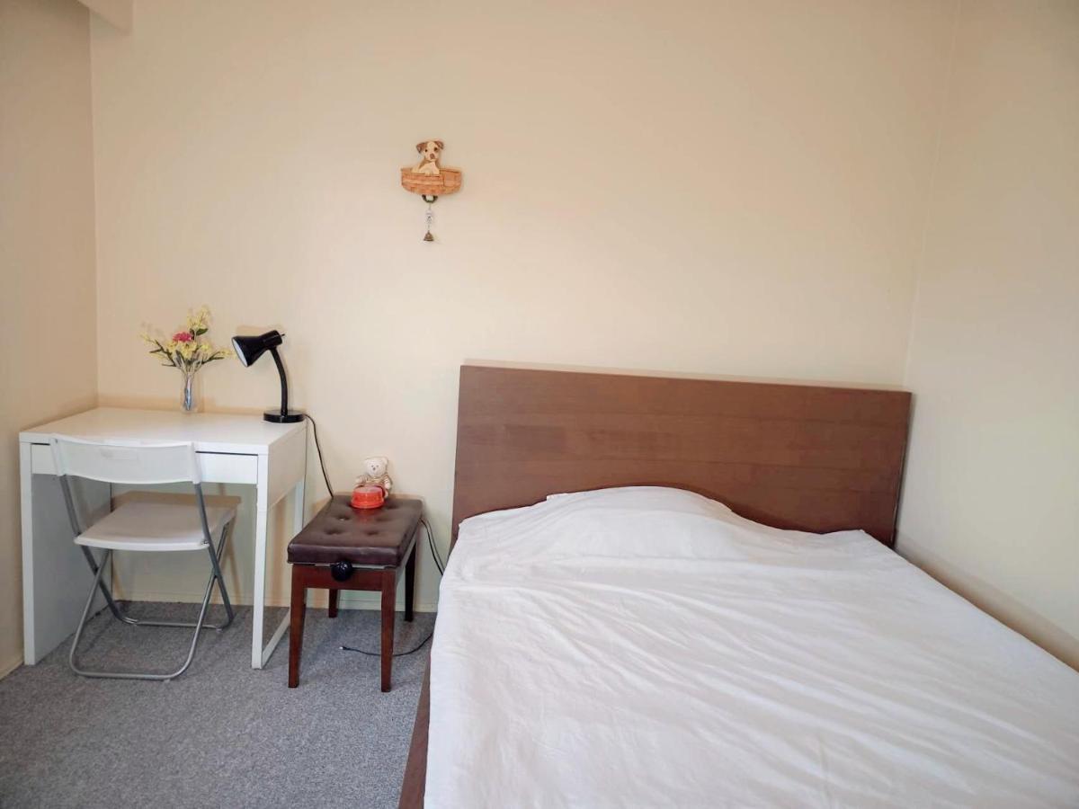 Private Room With Queen Bed In Richmond 202 Екстер'єр фото