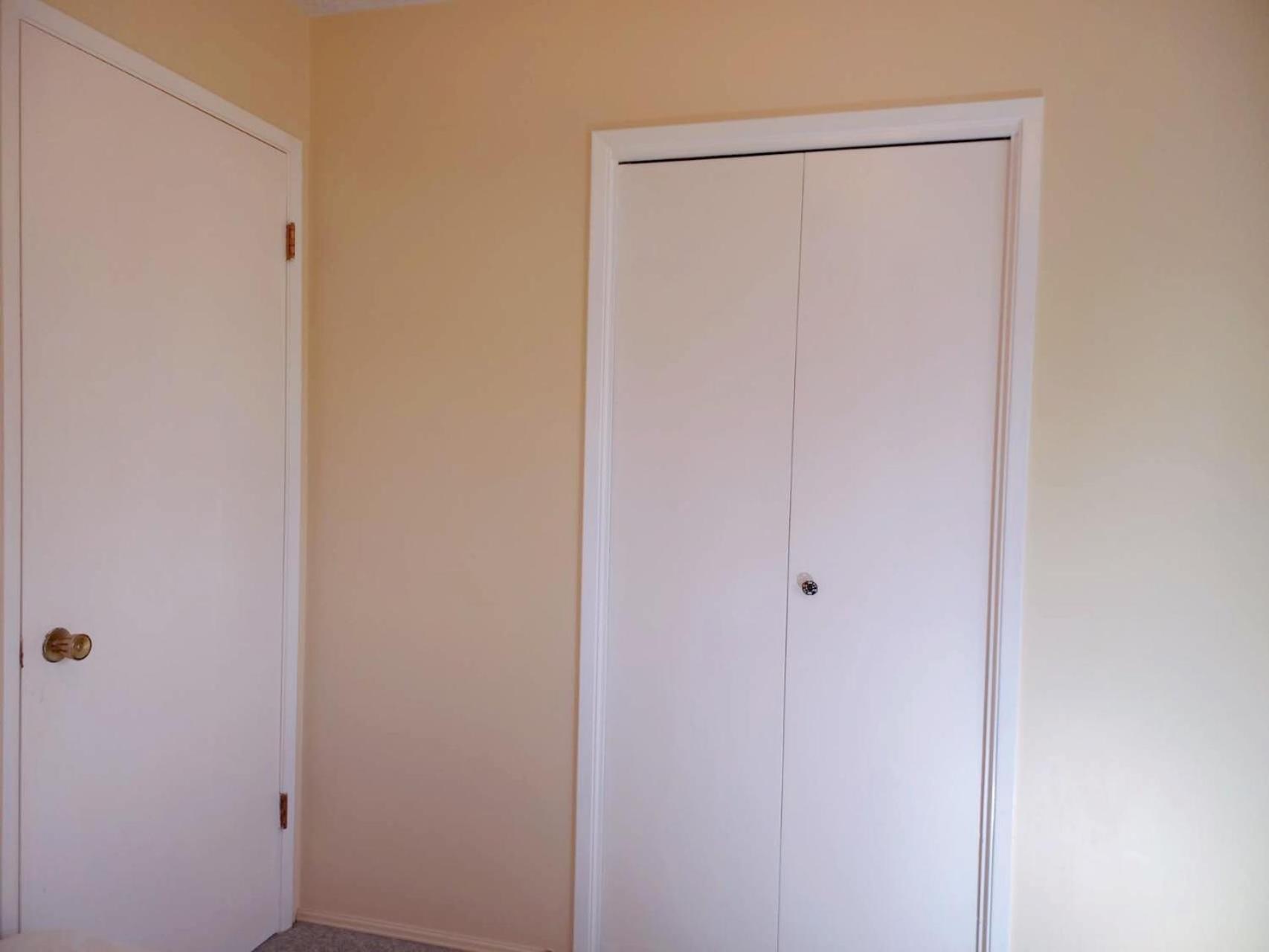Private Room With Queen Bed In Richmond 202 Екстер'єр фото
